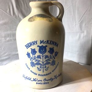Vintage 1/2 gallon crock jug Henry McKenna whiskey jug blue on creamy gray